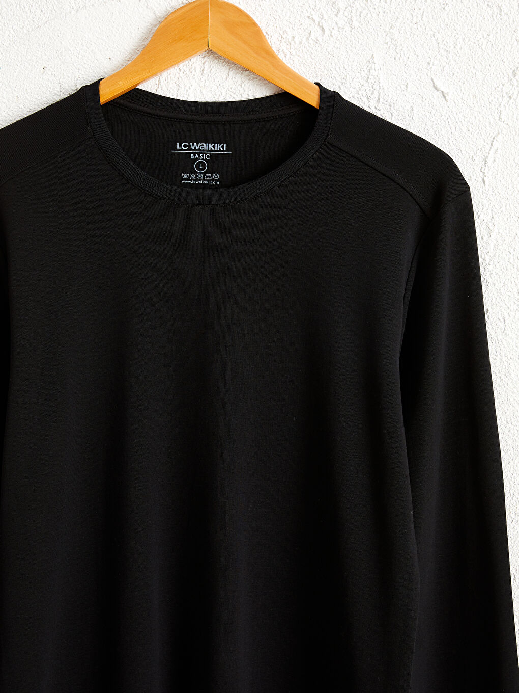 Siyah Bisiklet Yaka Basic Uzun Kollu Tişört-2