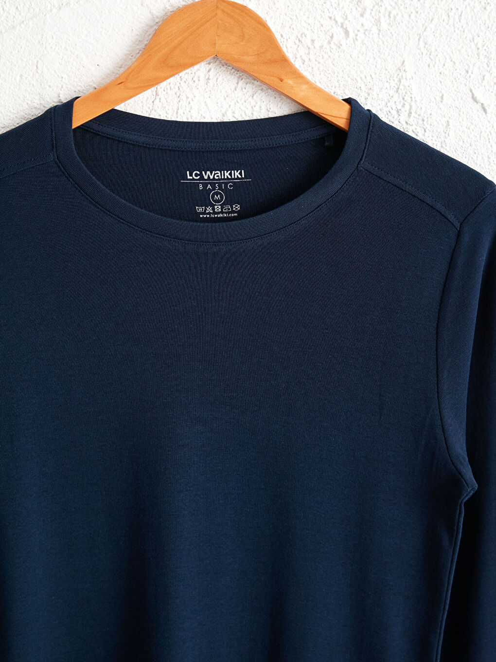 Базовая футболка с длинным рукавом и круглым вырезом-2