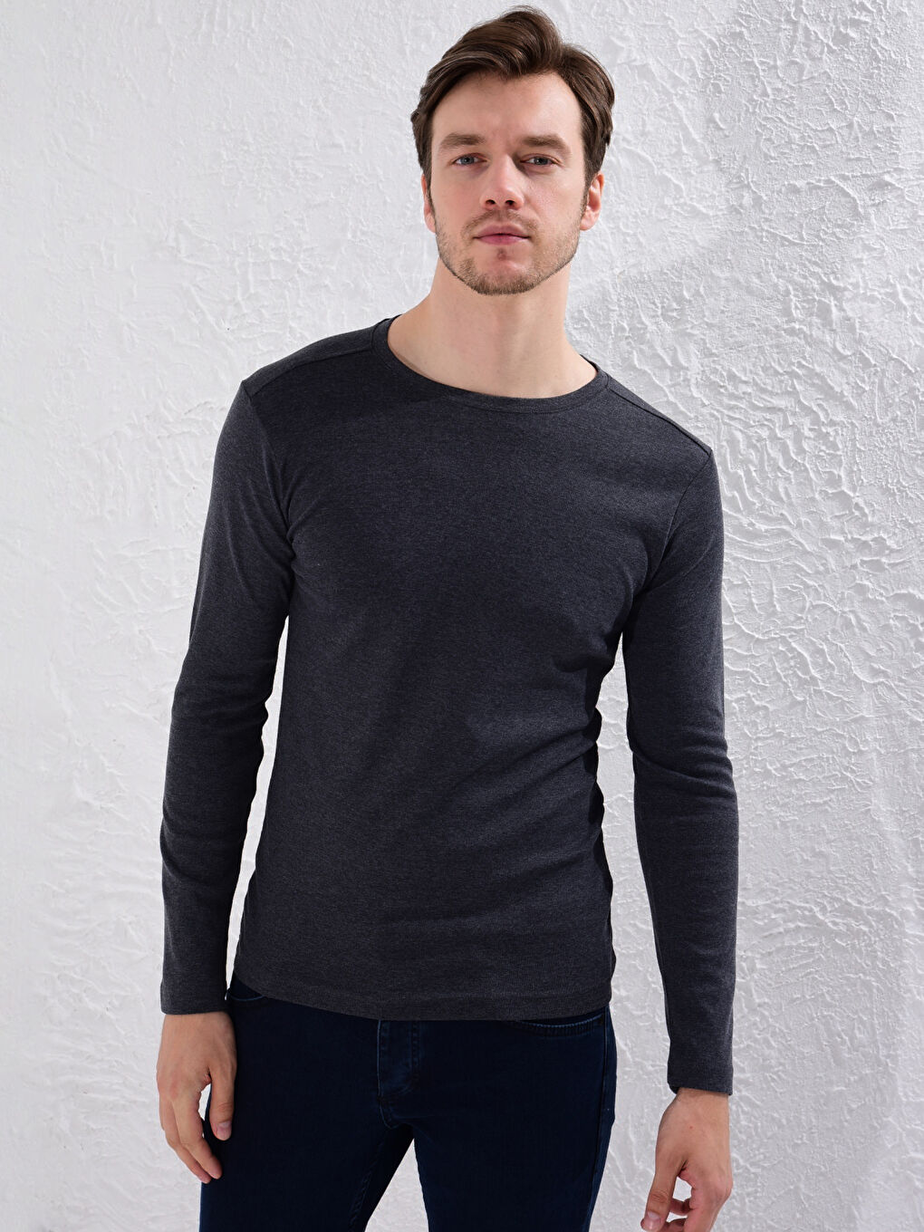 Crew Neck Basic Long Sleeve T-Shirt