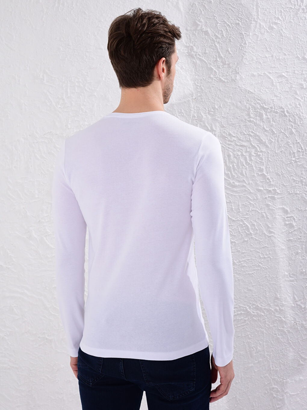 تيشيرت كم طويل أساسي بياقة دائرية-3