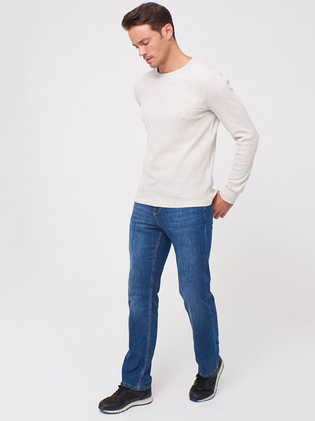Crew Neck Long Sleeve Basic T-Shirt-2