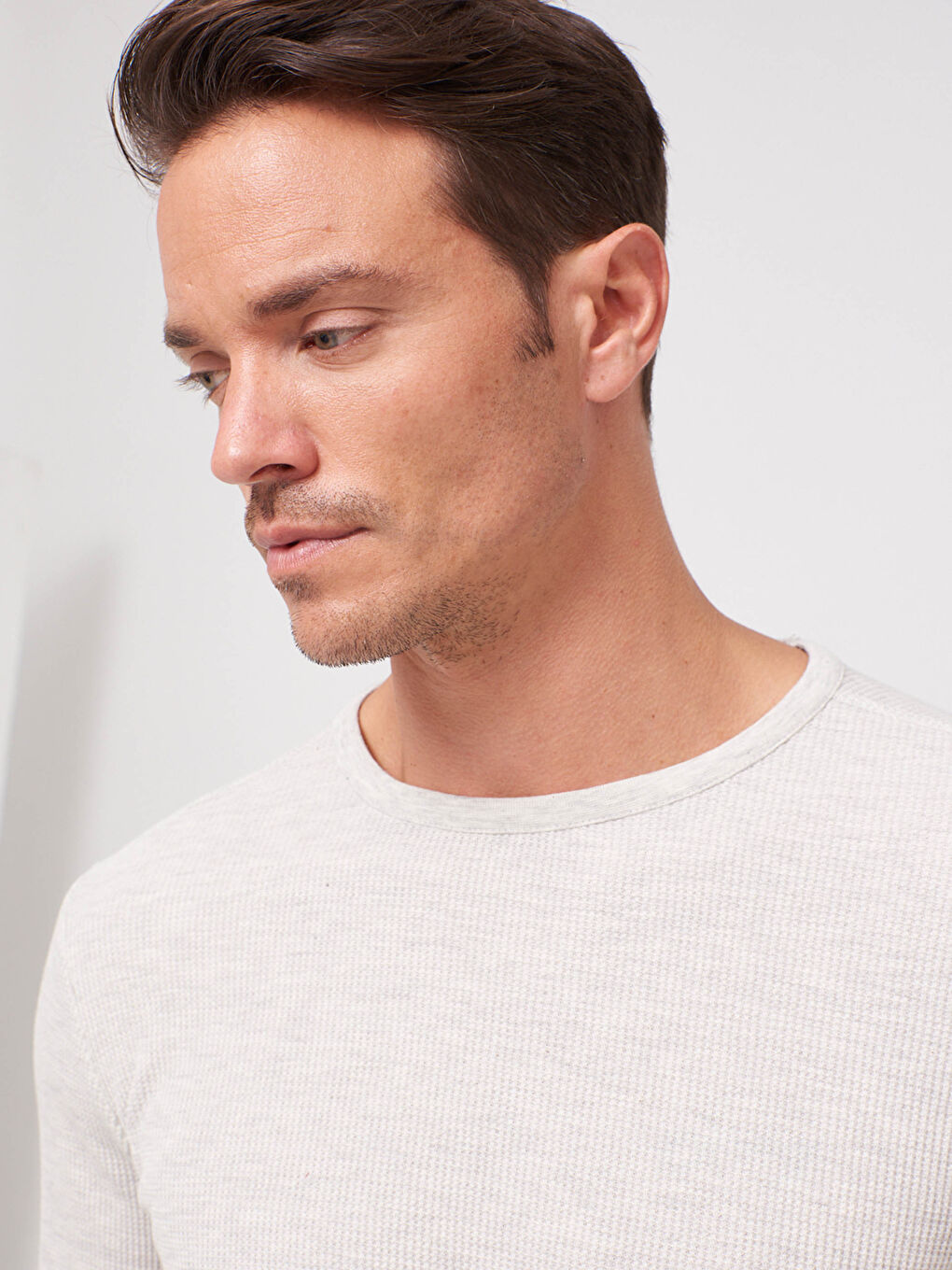 Crew Neck Long Sleeve Basic T-Shirt-4