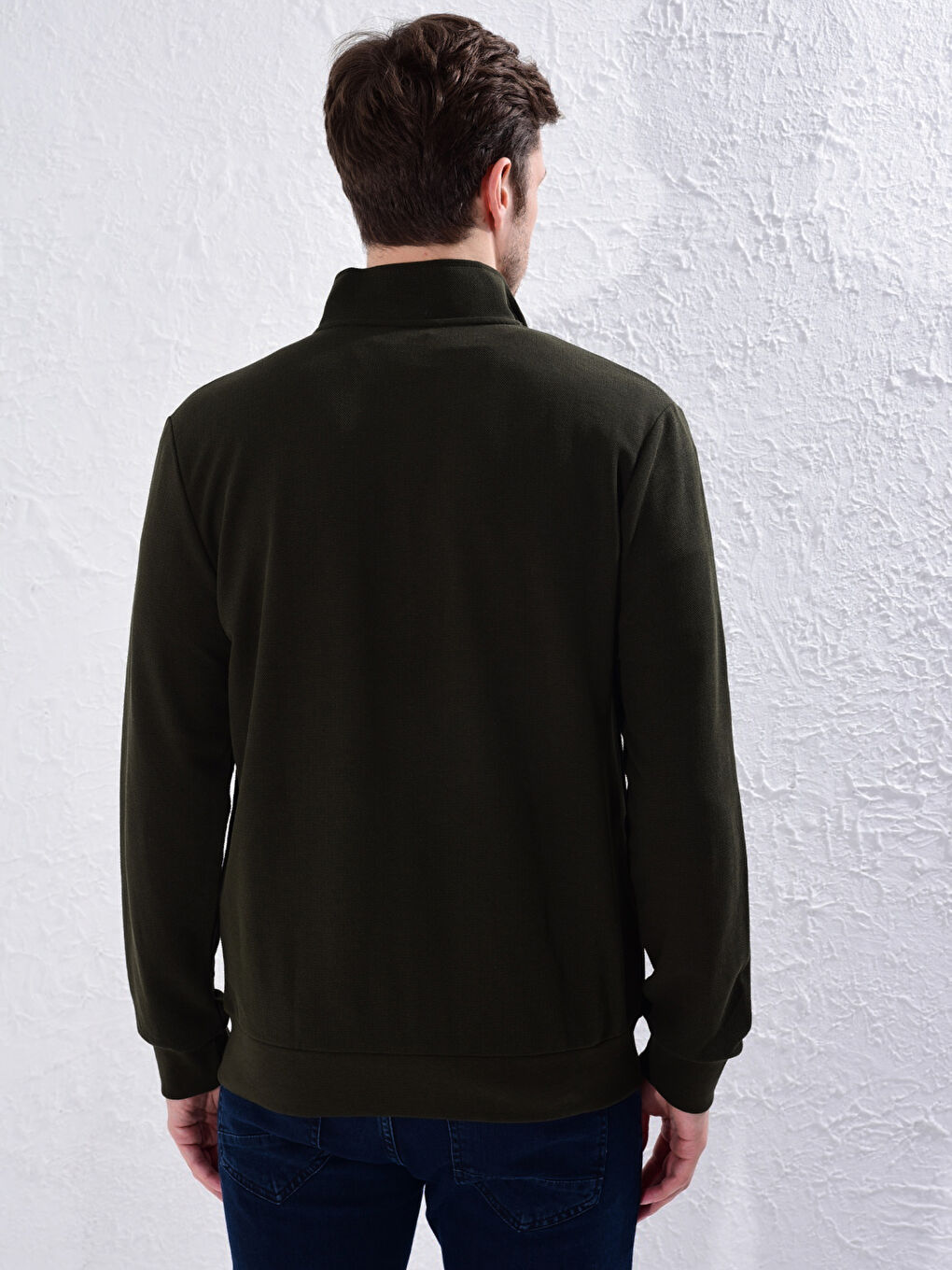 Кардиган базовый с воротником-трубой свободного кроя-3