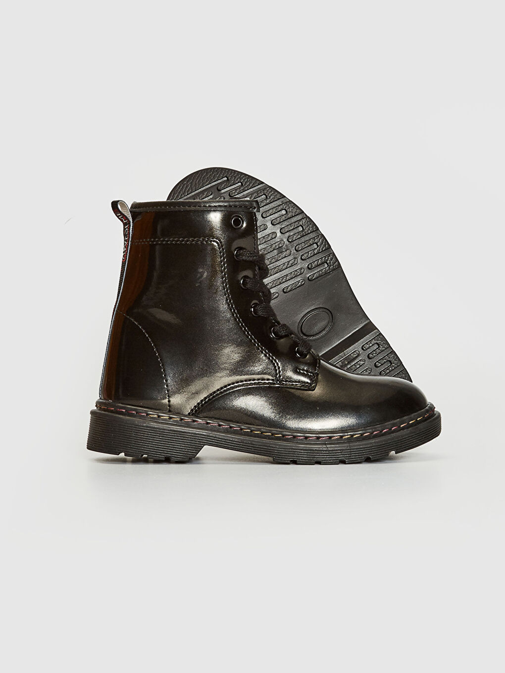 Siyah Kız Çocuk Bağcıklı Parlak Bot-3