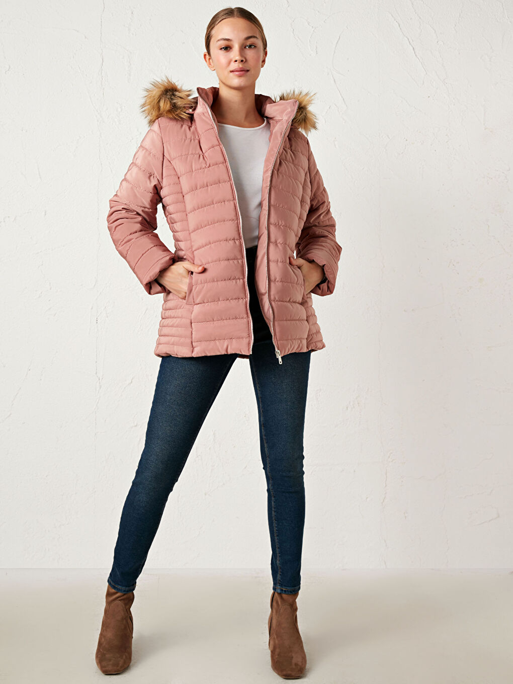 Geacă Matlasată Damă Cu Glugă și Mânecă Lungă-5