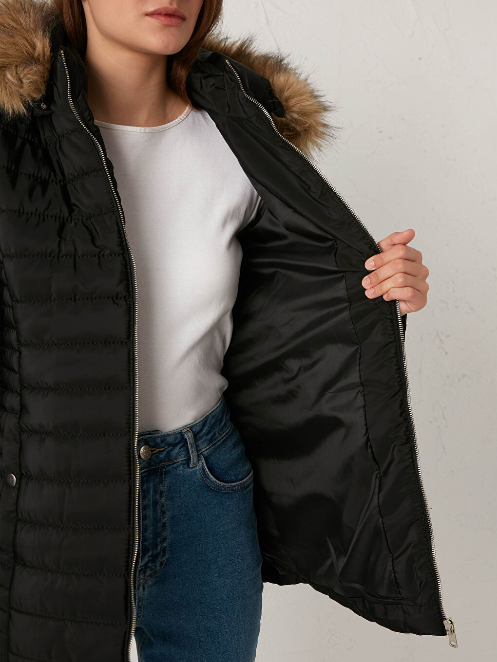 Siyah Kapüşonlu Uzun Kollu Kadın Kapüşonlu Şişme Mont-5