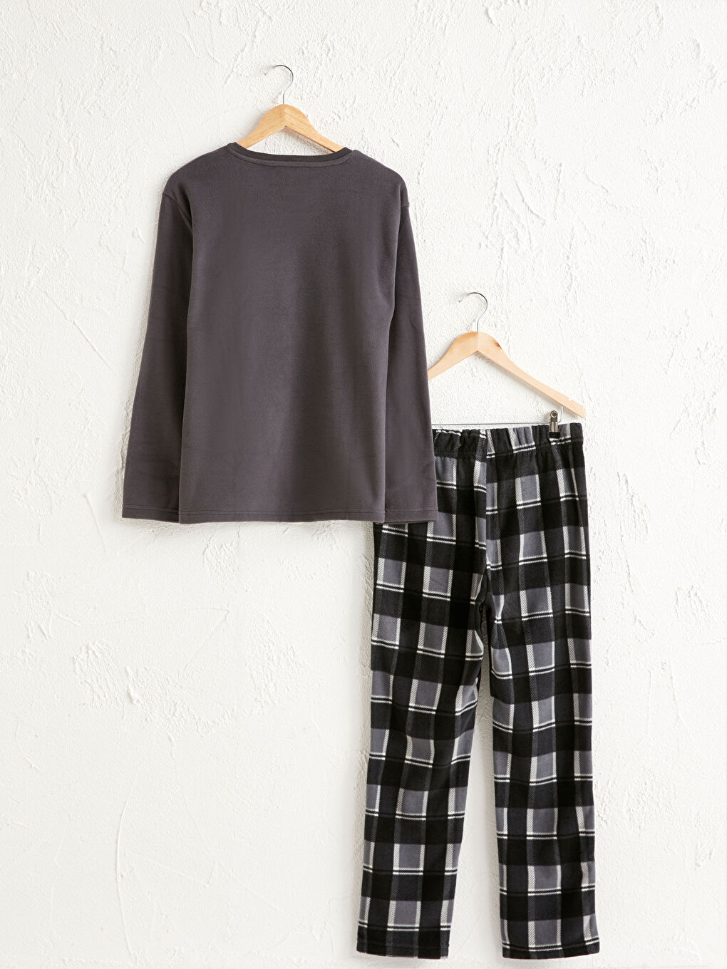 Комплект поларени пижами със стандартна кройка-1