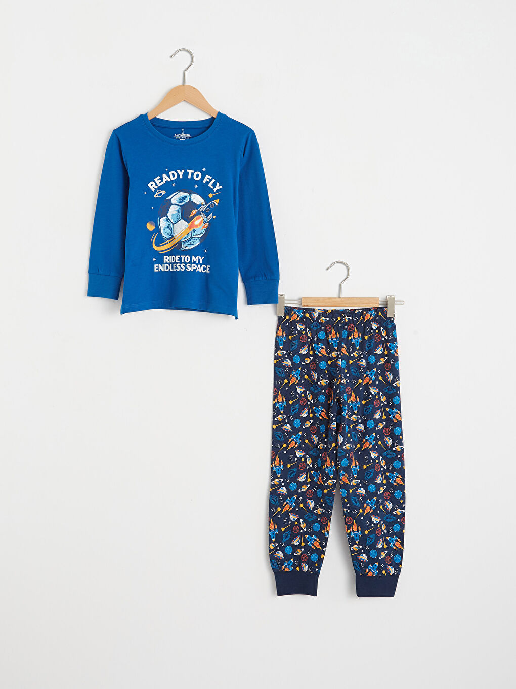 Хлопковая пижама с принтом для мальчиков