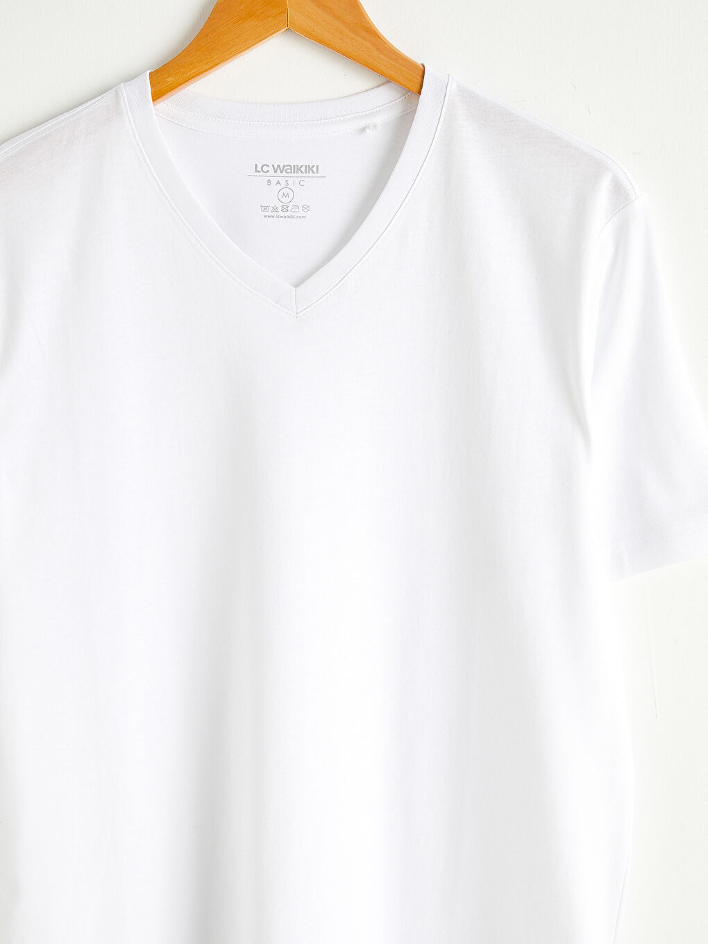 Удобная Футболка с V-образным Вырезом Базовая-2