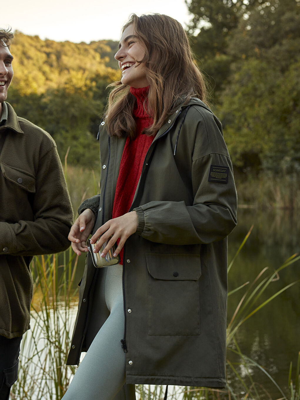 Haki Kapüşonlu Uzun Kollu Gabardin Kadın Kapüşonlu Parka
