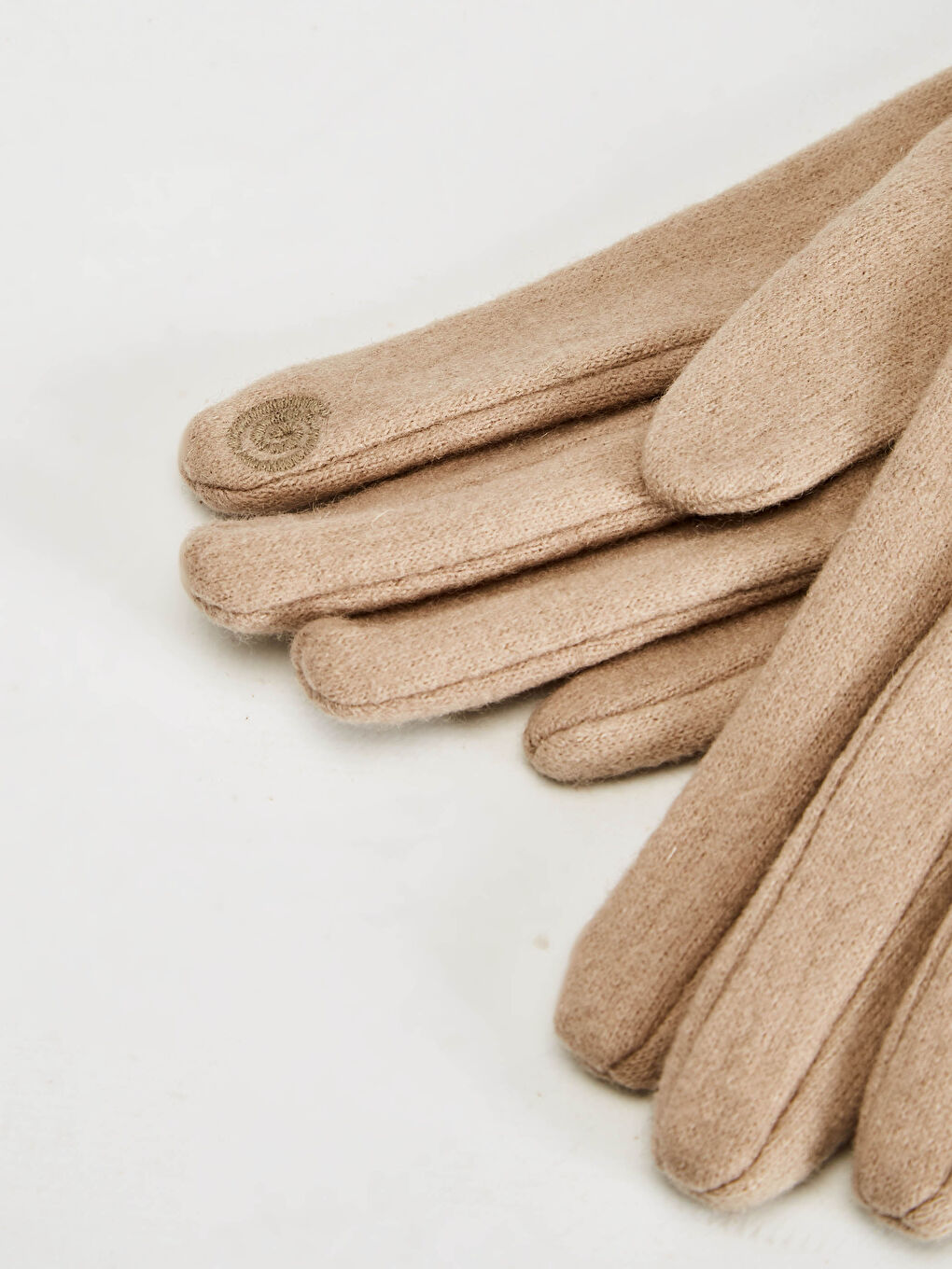 قفازات بتفاصيل اللمس-2