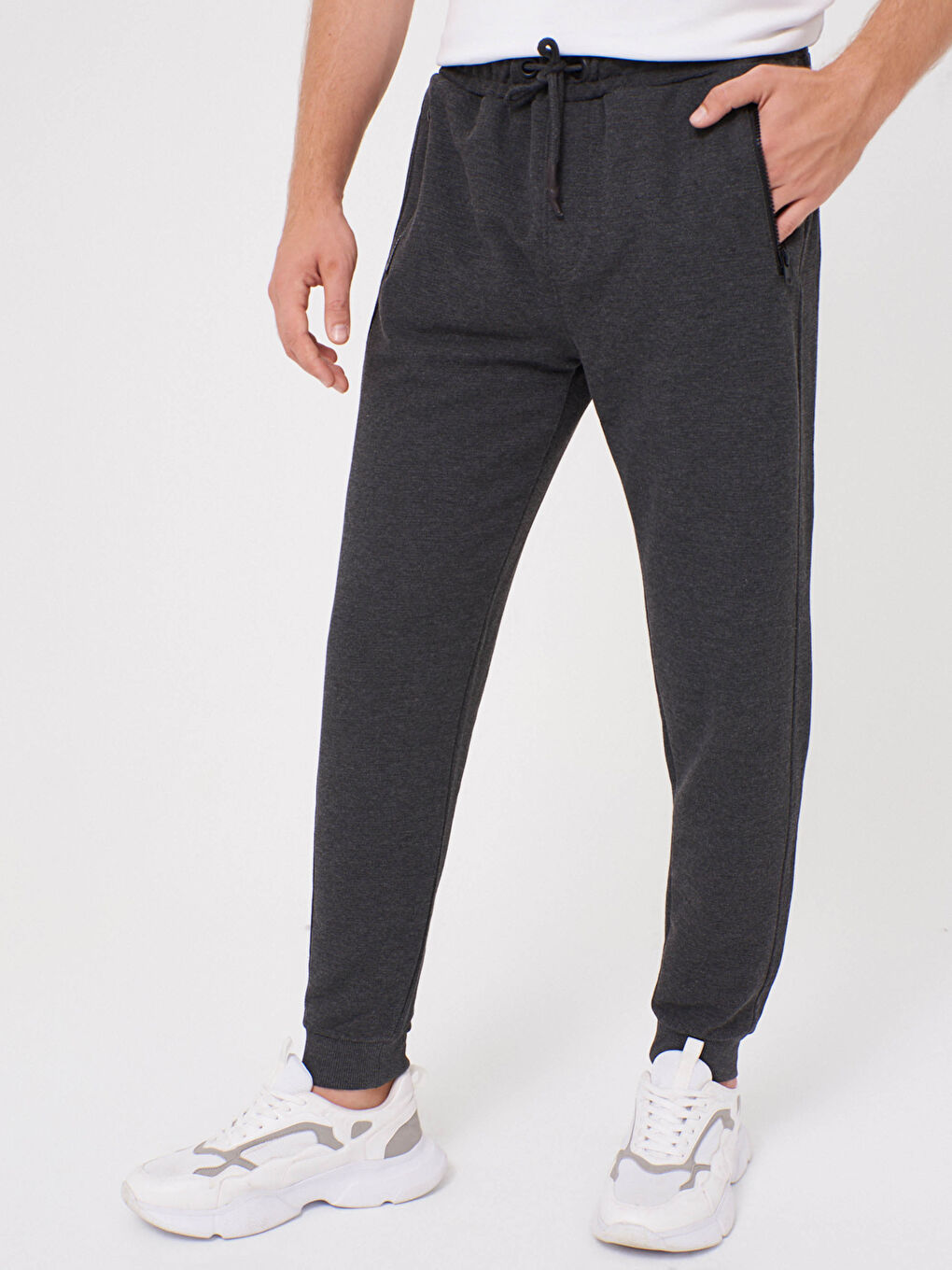 Slim Fit Jogger Sweatpants-3