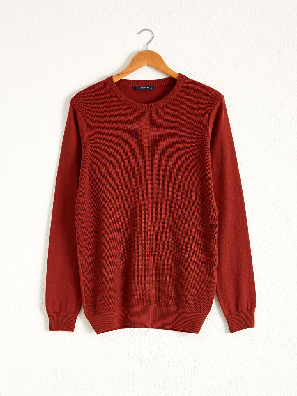 Дөңгелек жағалы жүн трикотаж жемпір