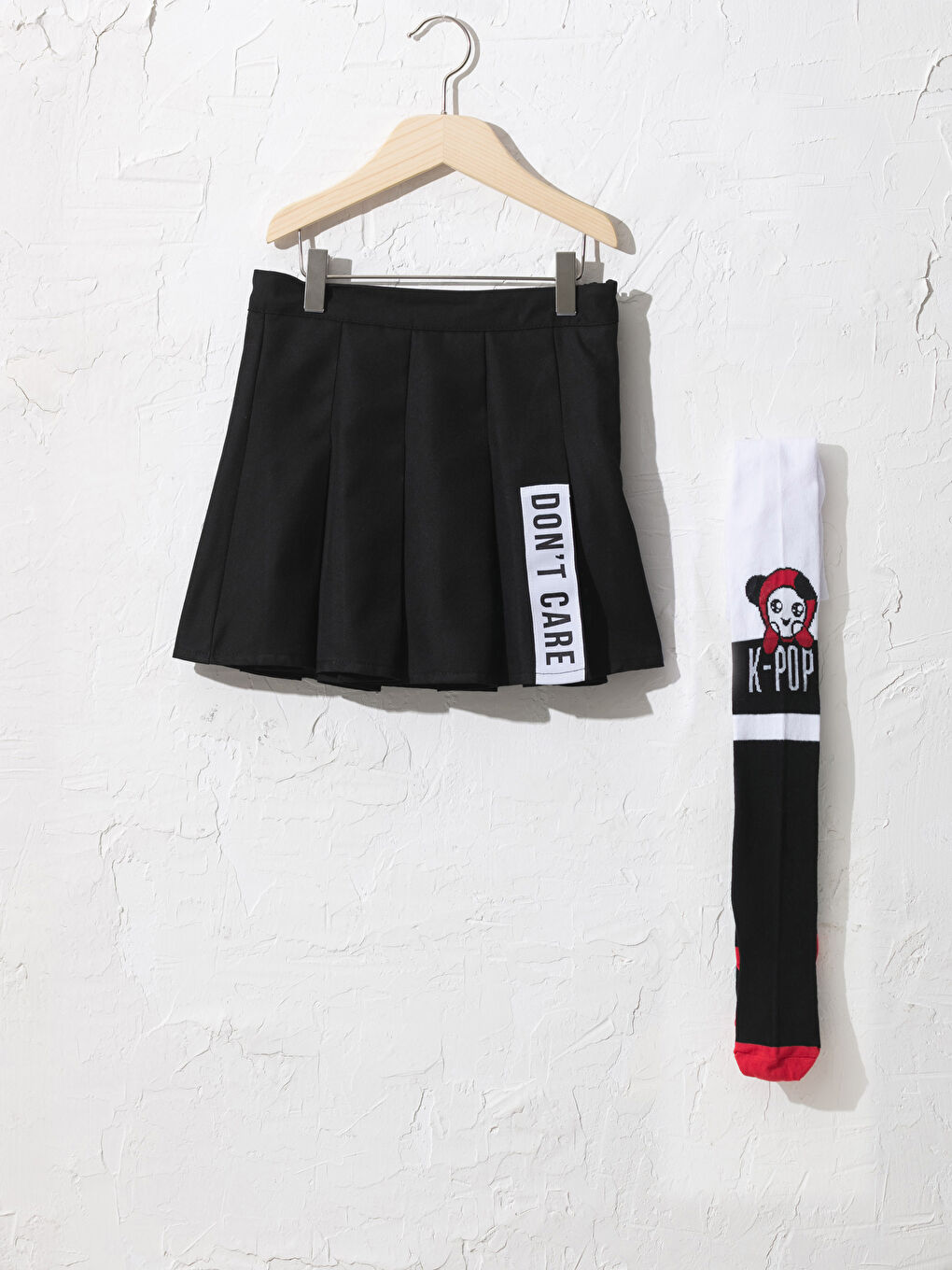 Girl Skirts and Tights