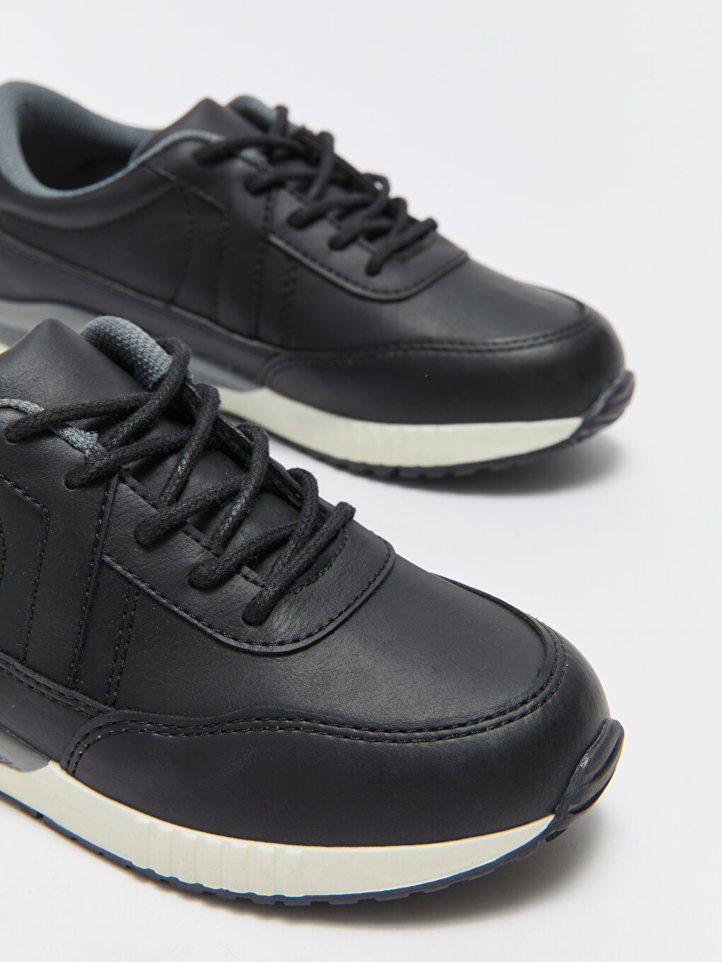 Boy’s Lace-up Trainers-3