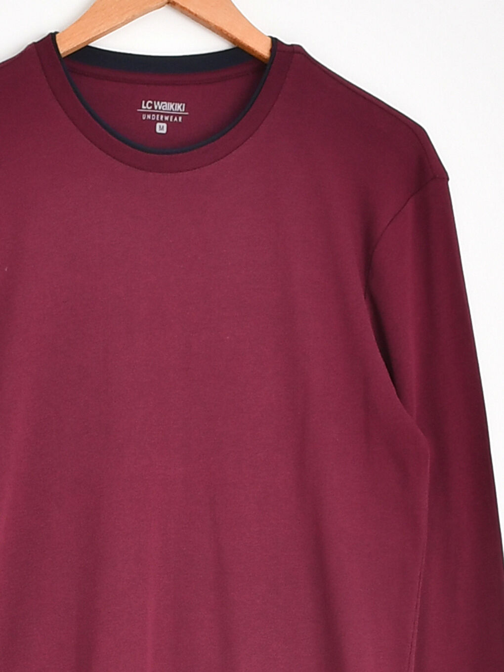 Standard Mold Crew Neck Undershirt-1