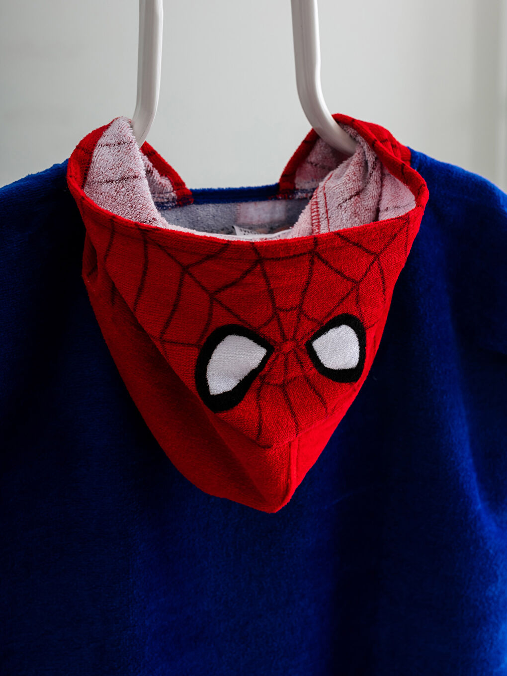 Boy Spiderman Licensed Velvet Poncho-2