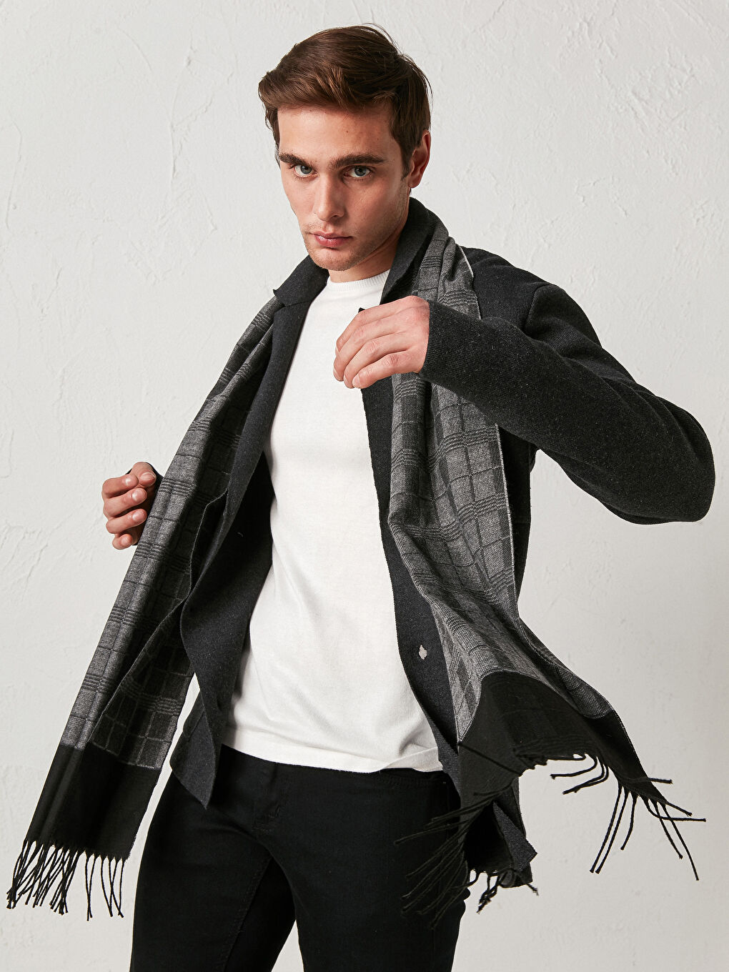 Fringe Scarf-1