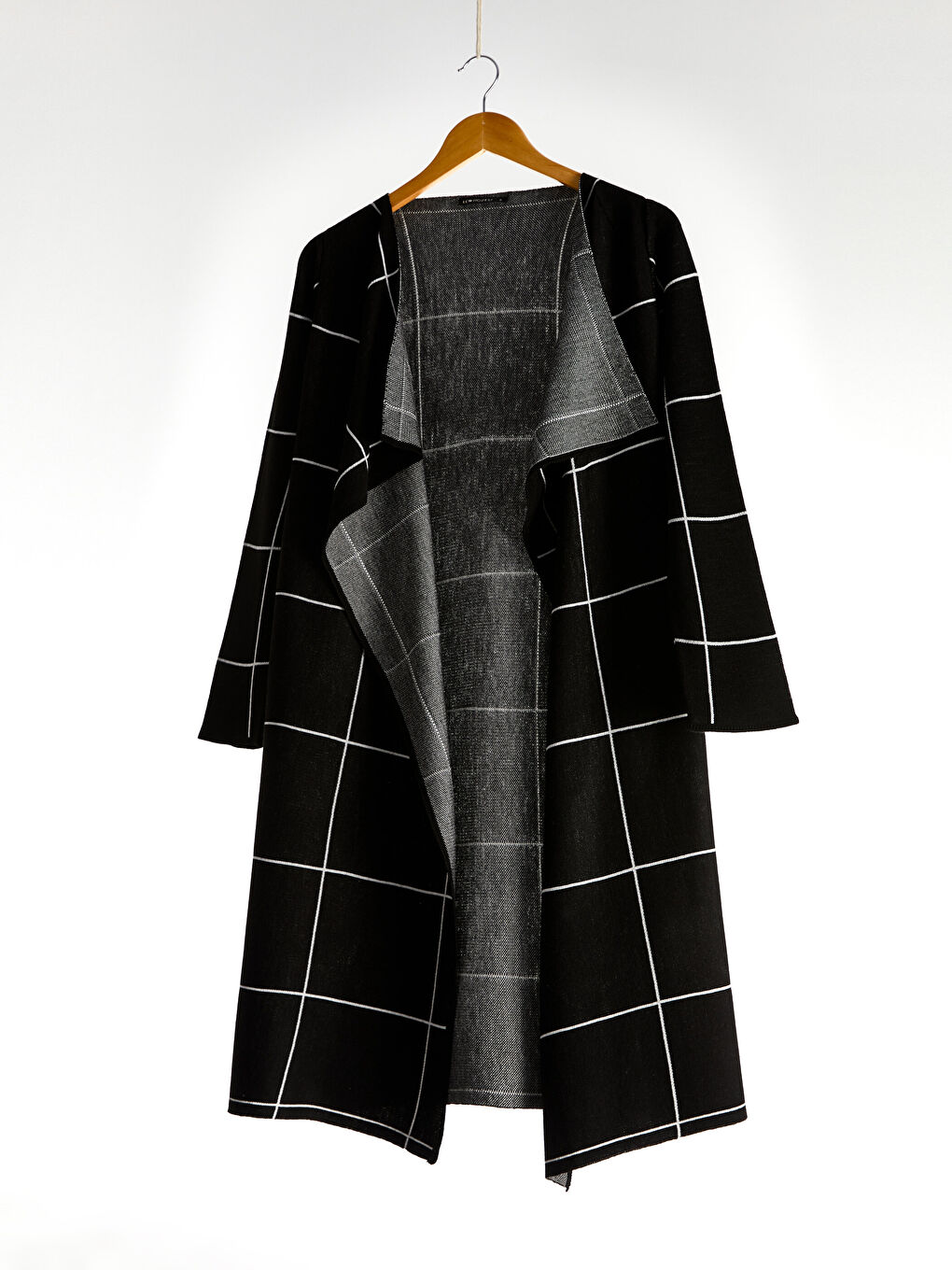 Cardigan en Maille Fine à Carreaux