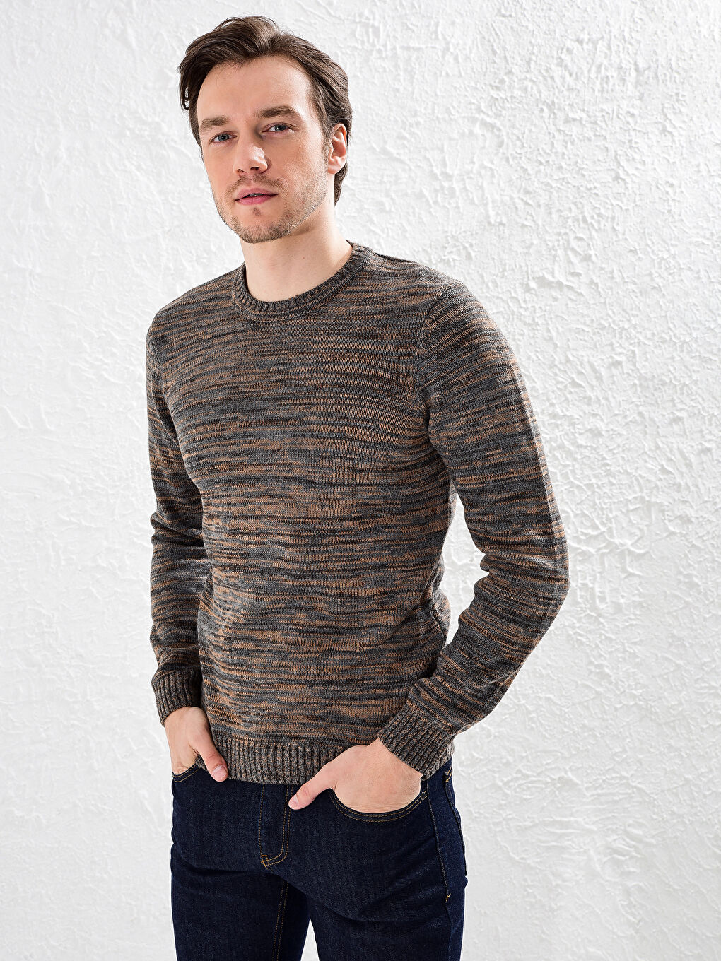 Πουλόβερ Με Στρογγυλή Λαιμόκοψη Από Ακρυλικό Tricot