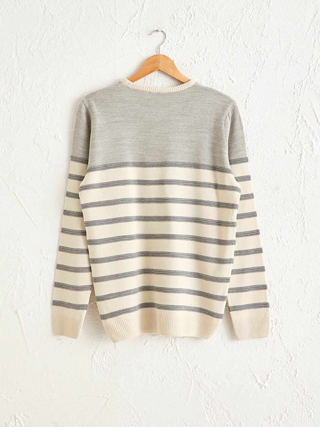 Bej Çizgili Bisiklet Yaka İnce Triko Kazak-2