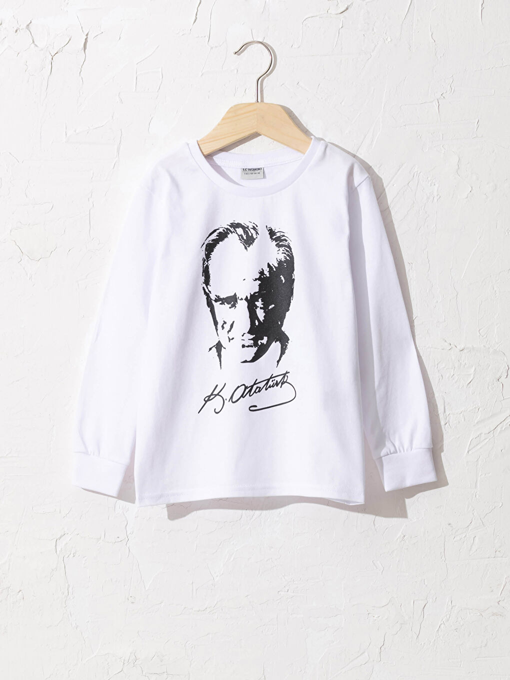 Beyaz Erkek Çocuk Atatürk Baskılı Pamuklu Tişört