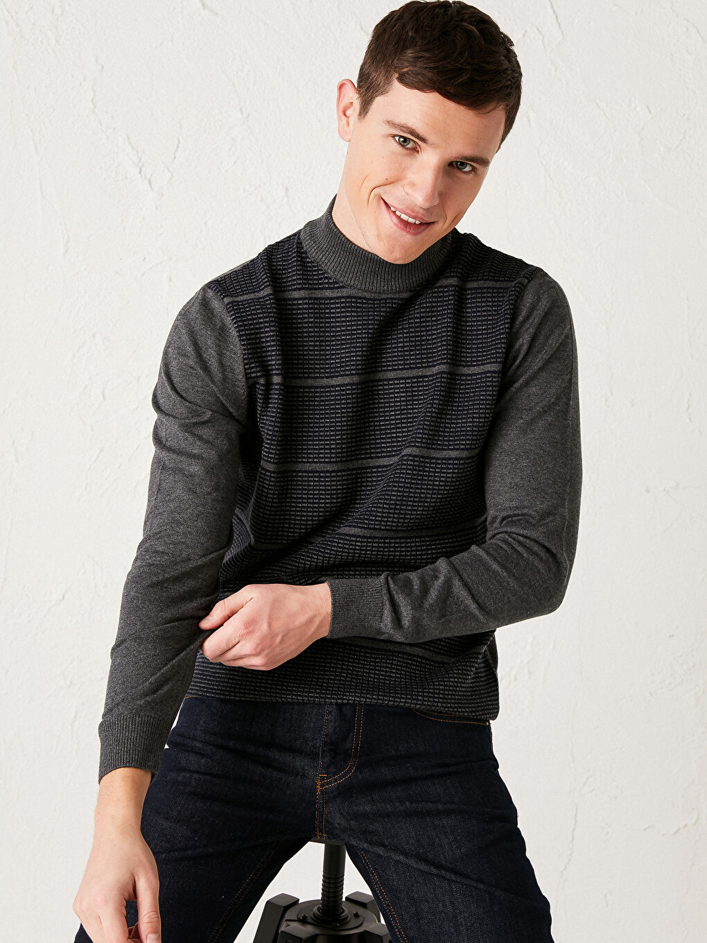 Antrasit Yarım Balıkçı Yaka Çizgili Triko Kazak-2