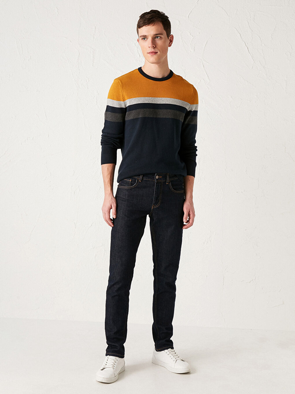 Sarı Bisiklet Yaka Çizgili Triko Kazak-3