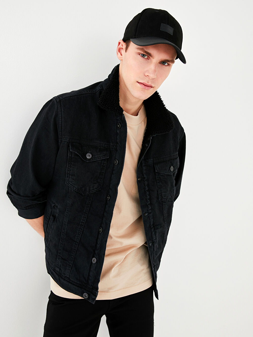 Standard Fit Men's Denim Jacket