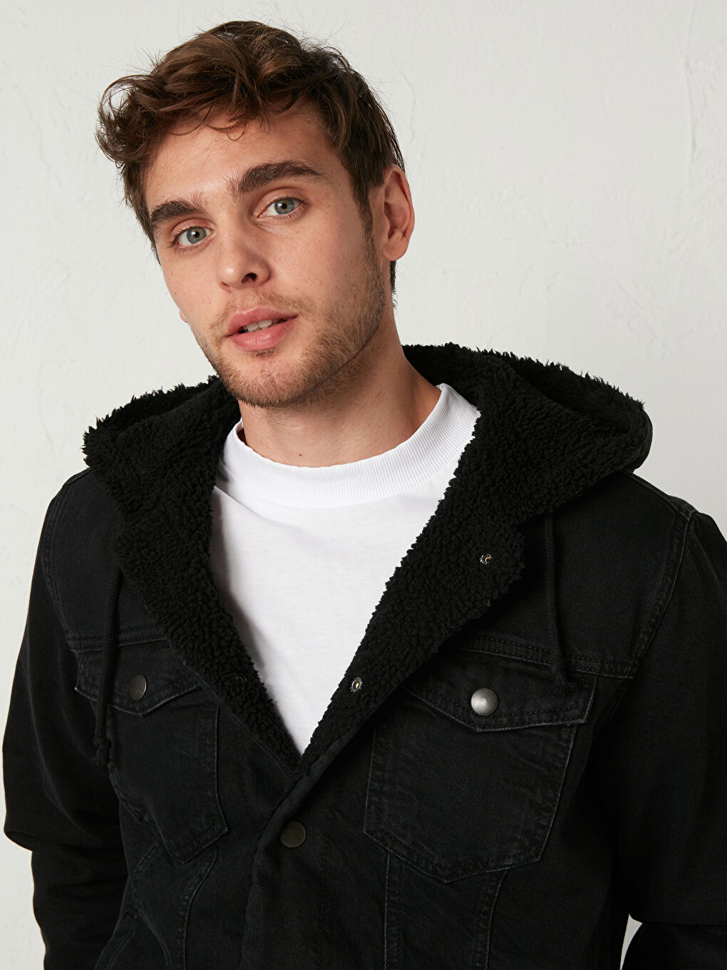 Siyah Standart Kalıp Jean Ceket