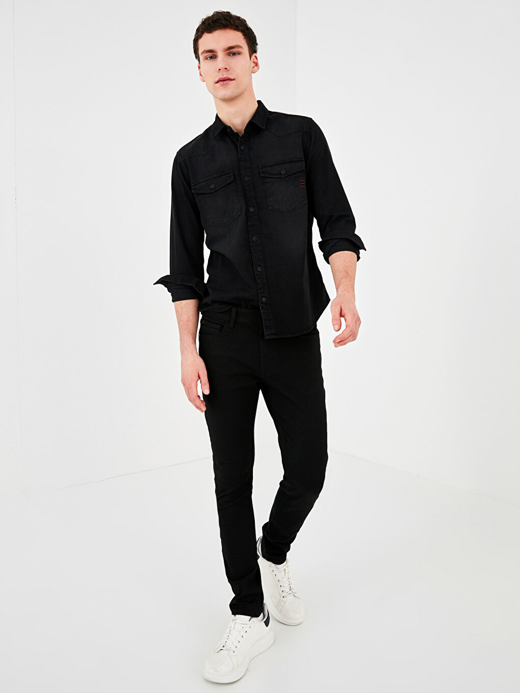 Slim Fit Long Sleeve Men's Denim Shirt-2