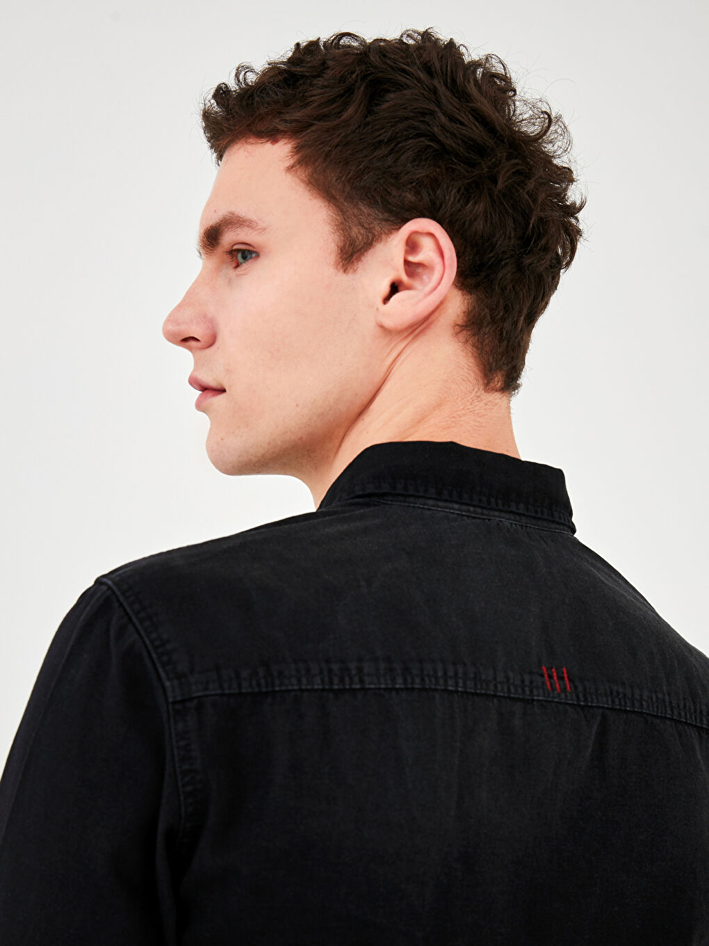 Slim Fit Long Sleeve Men's Denim Shirt-3