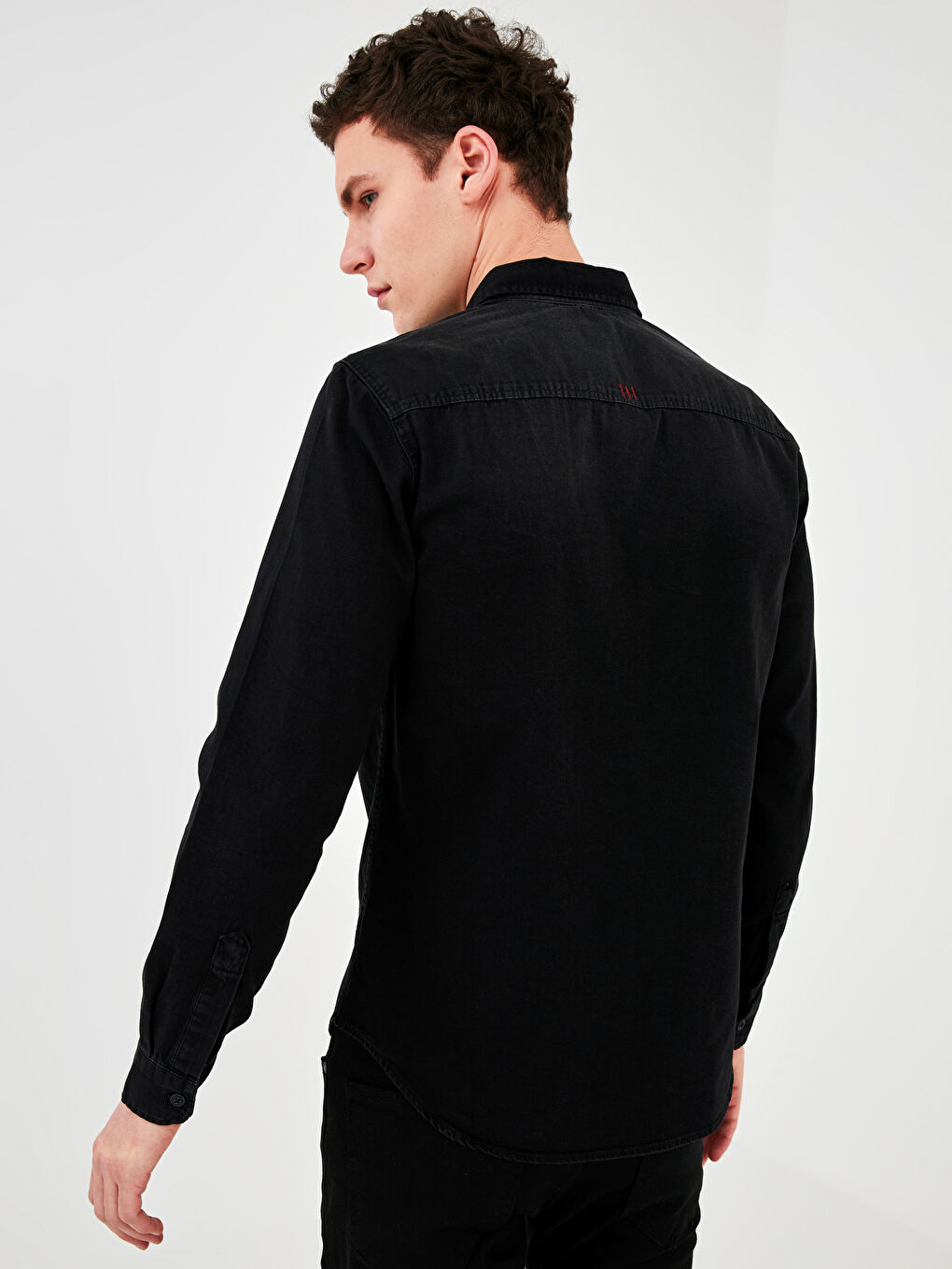 Slim Fit Long Sleeve Men's Denim Shirt-4