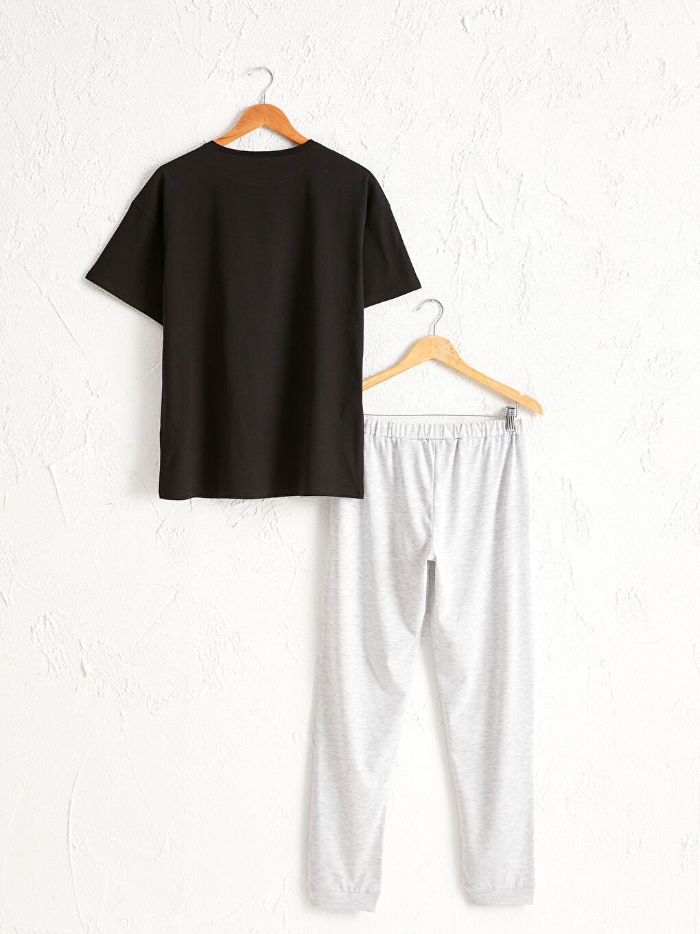 Bugs Bunny Printed Cotton Pajama Set-1