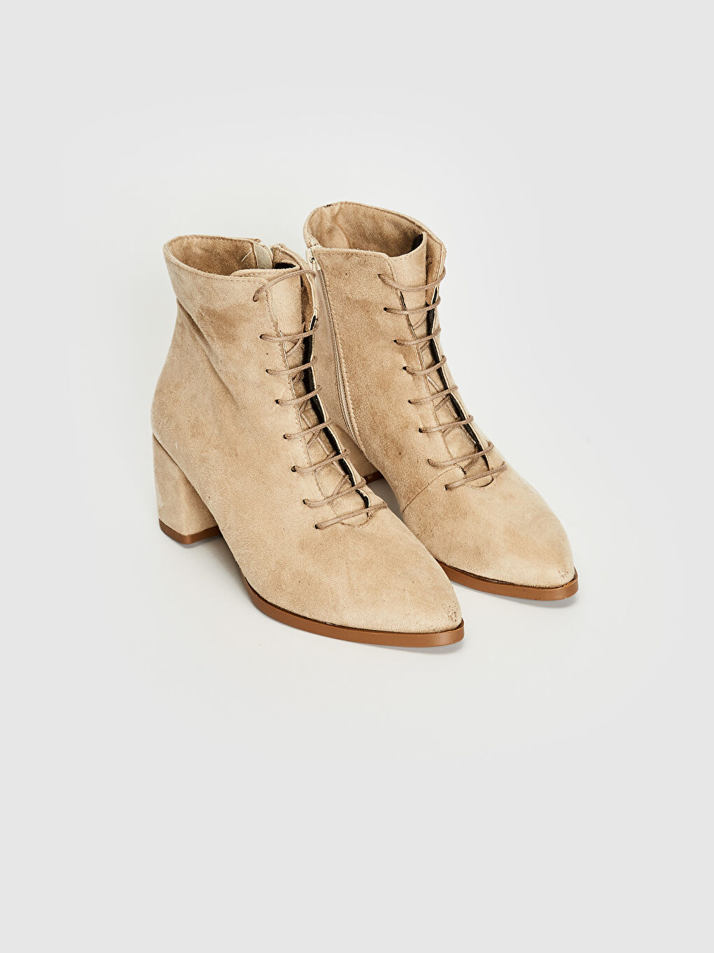 Bej Kadın Sivri Burun Topuklu Bot