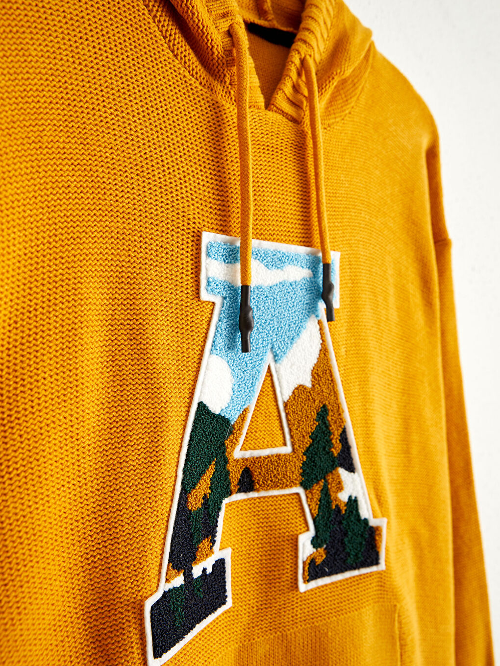 Pulover Gros din Tricot cu Glugă-1