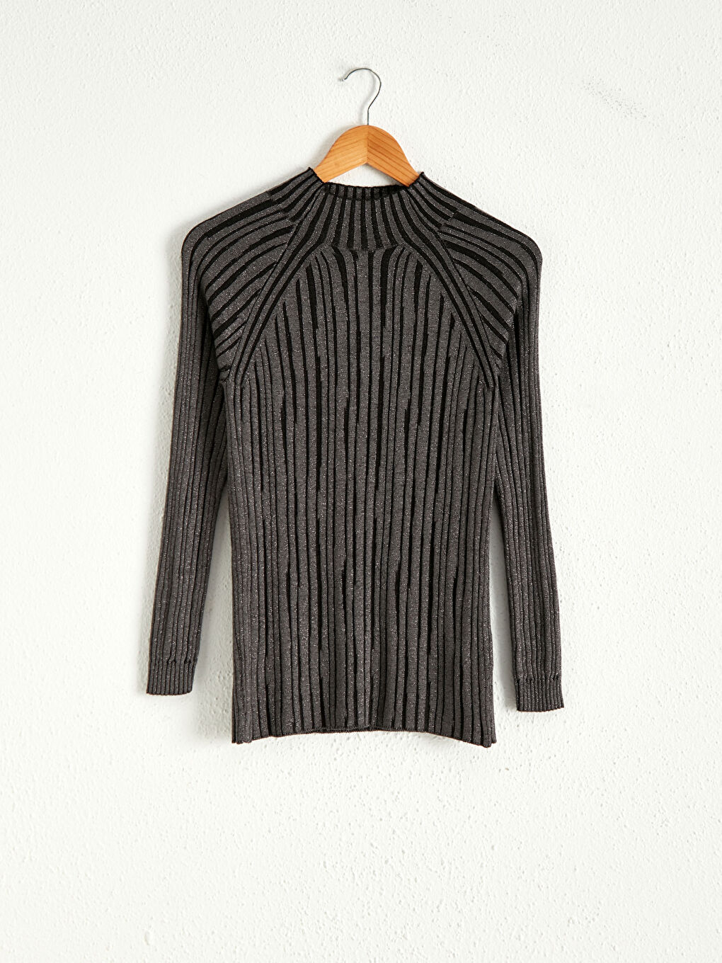 LCWAIKIKI Classic Leuchtender Halbrollkragenpullover -0W8625Z8-CVL