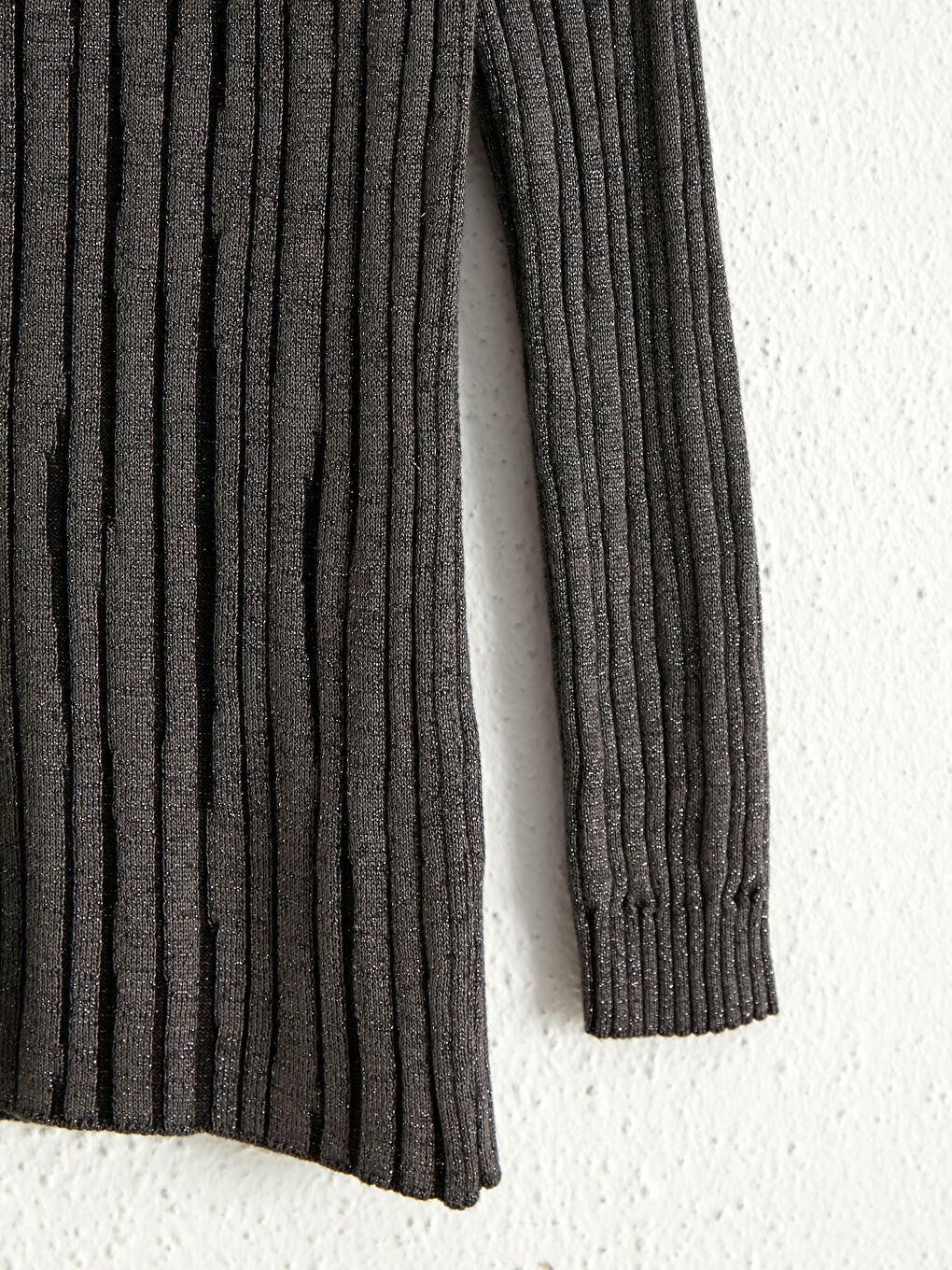 LCWAIKIKI Classic Leuchtender Halbrollkragenpullover -0W8625Z8-CVL