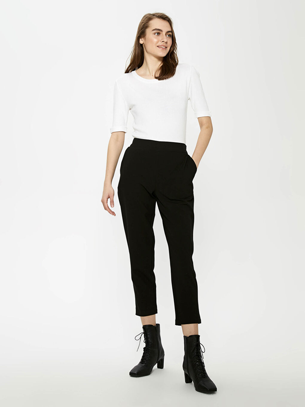 Штани з еластичною талією Carrot Fit