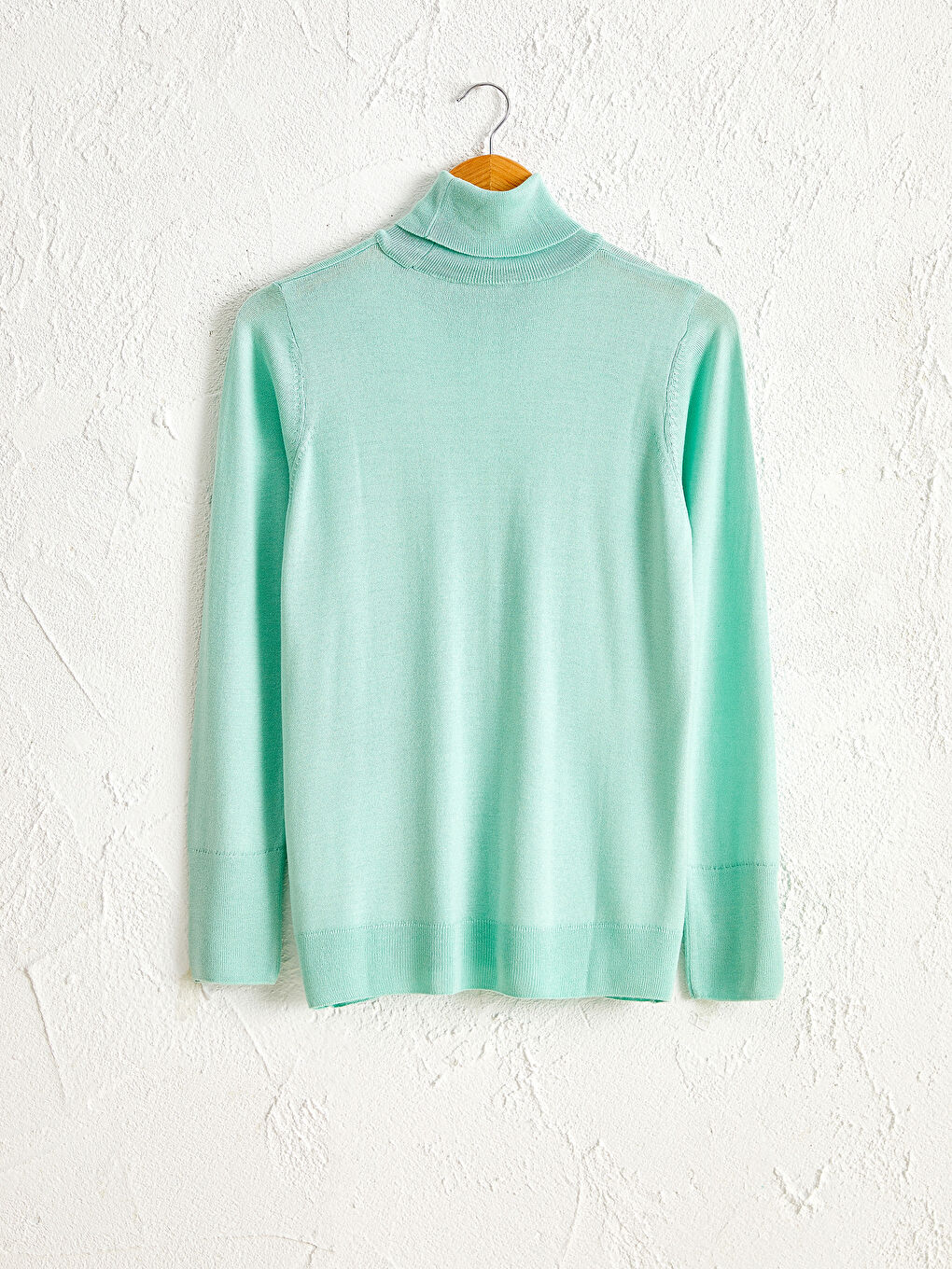 Водолазка Легкий Трикотажный Джемпер-1