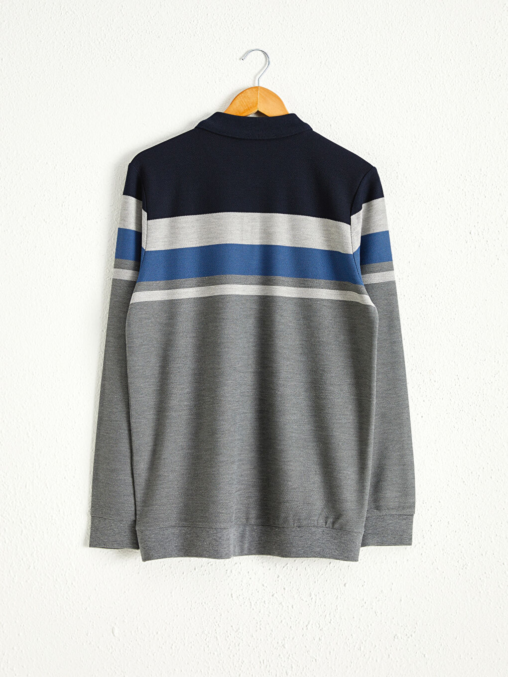 تيشيرت بياقة بولو بأكمام طويلة-1