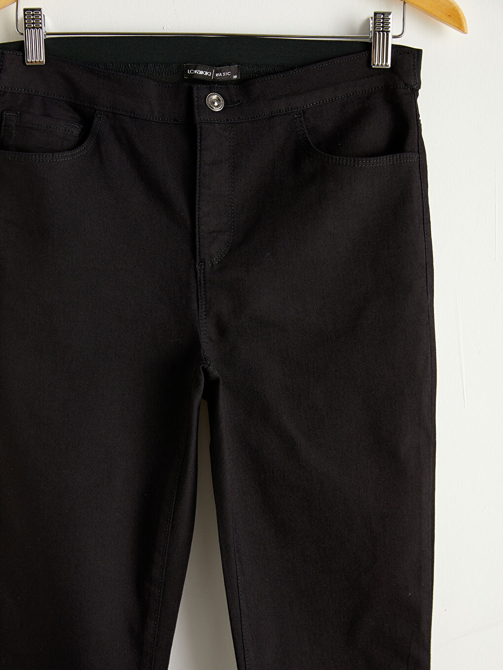 Брюки женские прямого кроя из габардина стандартной посадки-2