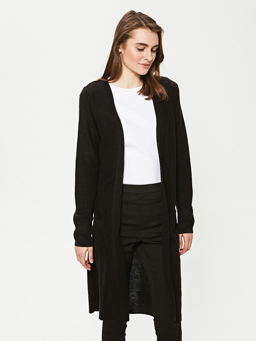 Siyah Cep Detaylı Triko Hırka-1