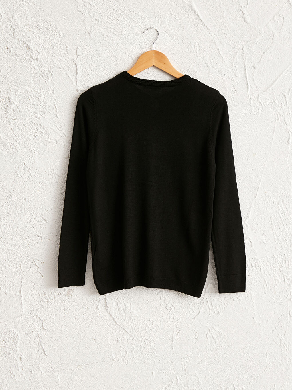 Siyah Bisiklet Yaka Uzun Kollu Kadın İnce Triko Hırka-1