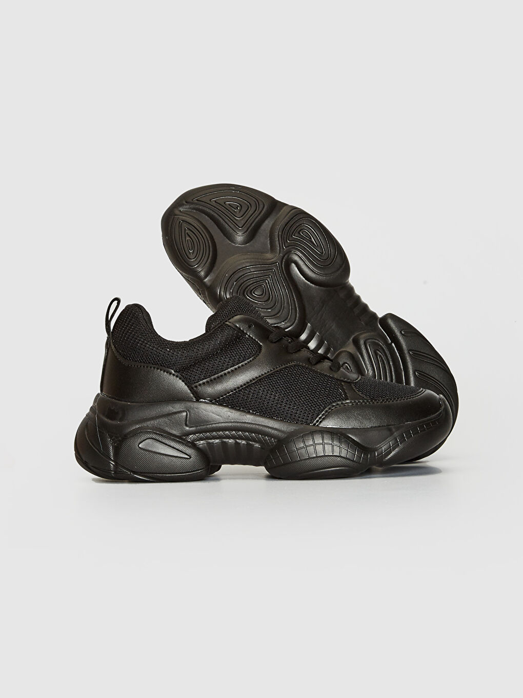 Siyah Kadın Bağcıklı Günlük Spor Ayakkabı-3