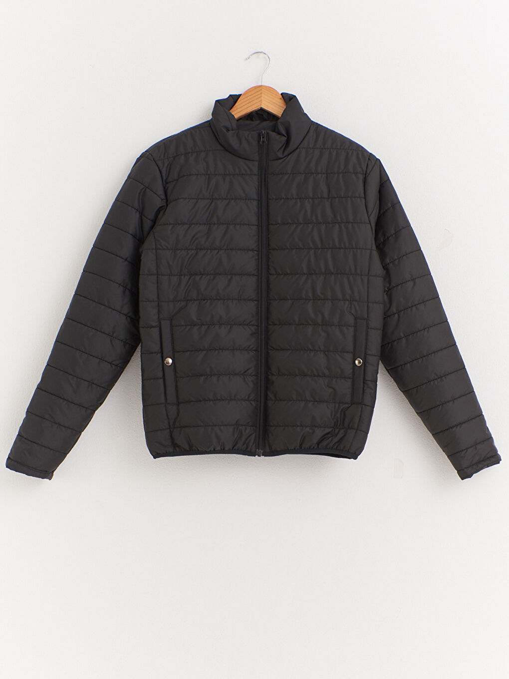 Siyah Rahat Kalıp Dik Yaka Erkek Şişme Mont-4