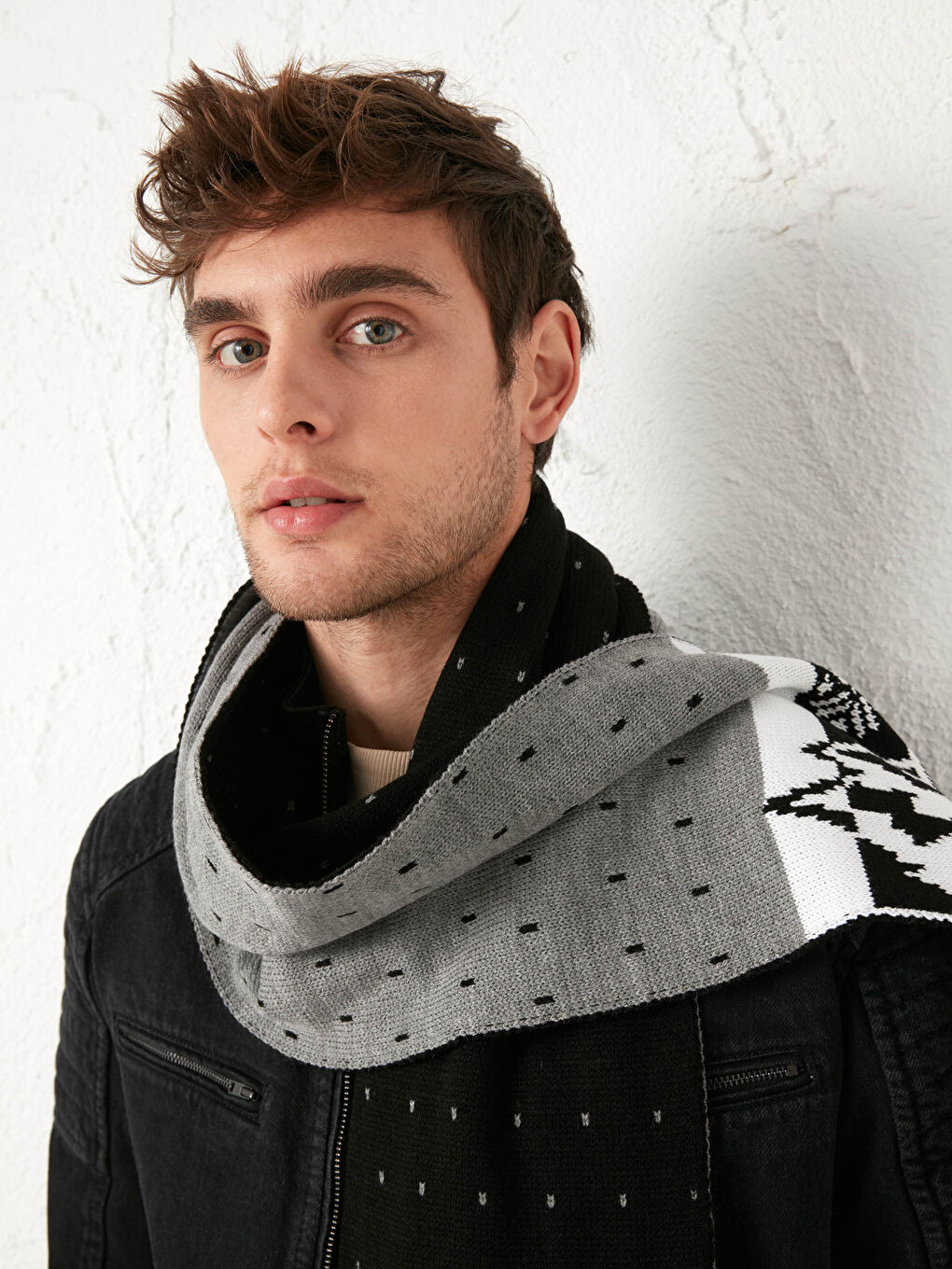 Šal od trikotaže sa šarama-1