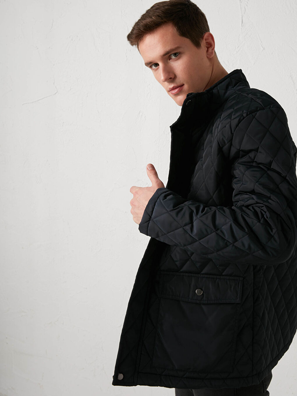 Lacivert Rahat Kalıp Dik Yaka Erkek Şişme Mont-4