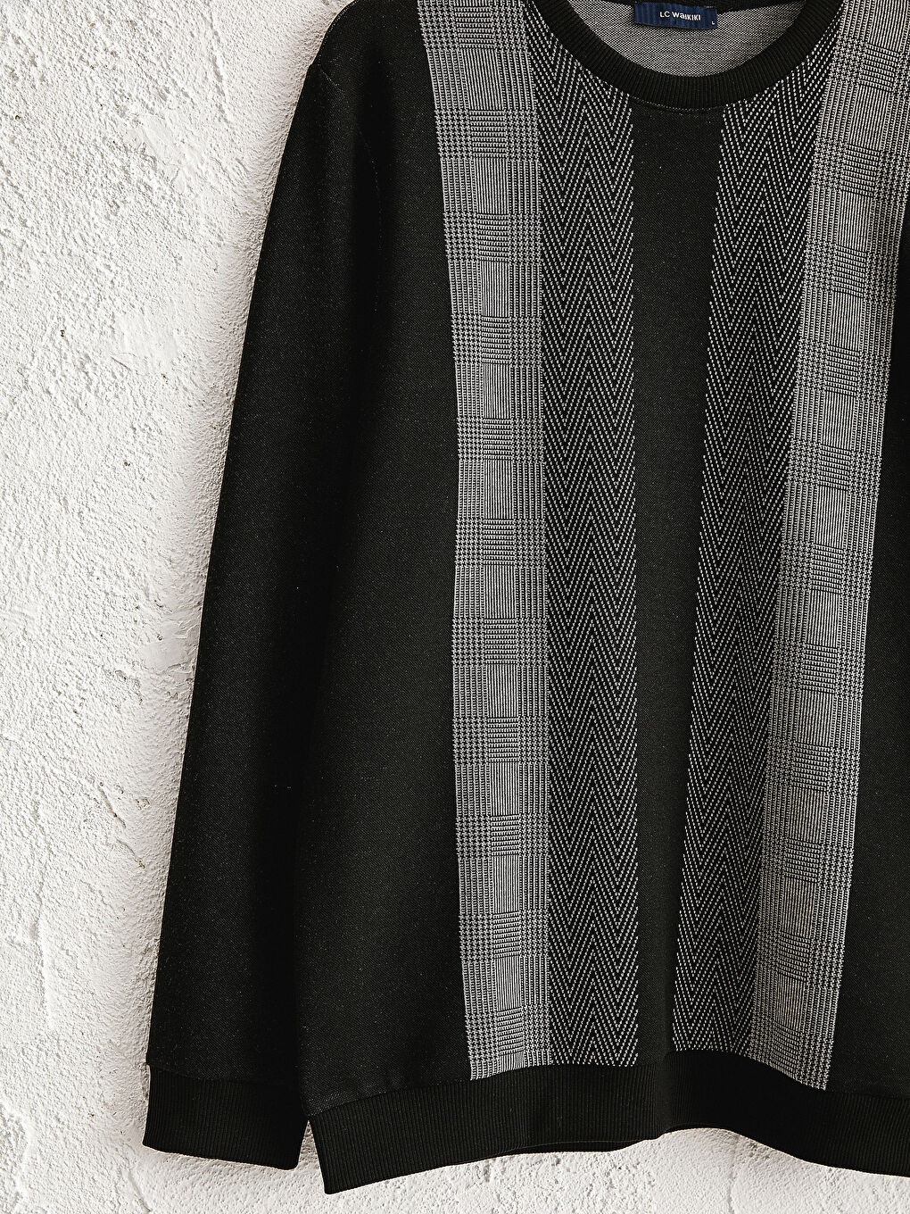 Crew Neck Patterned Sweatshirt-5