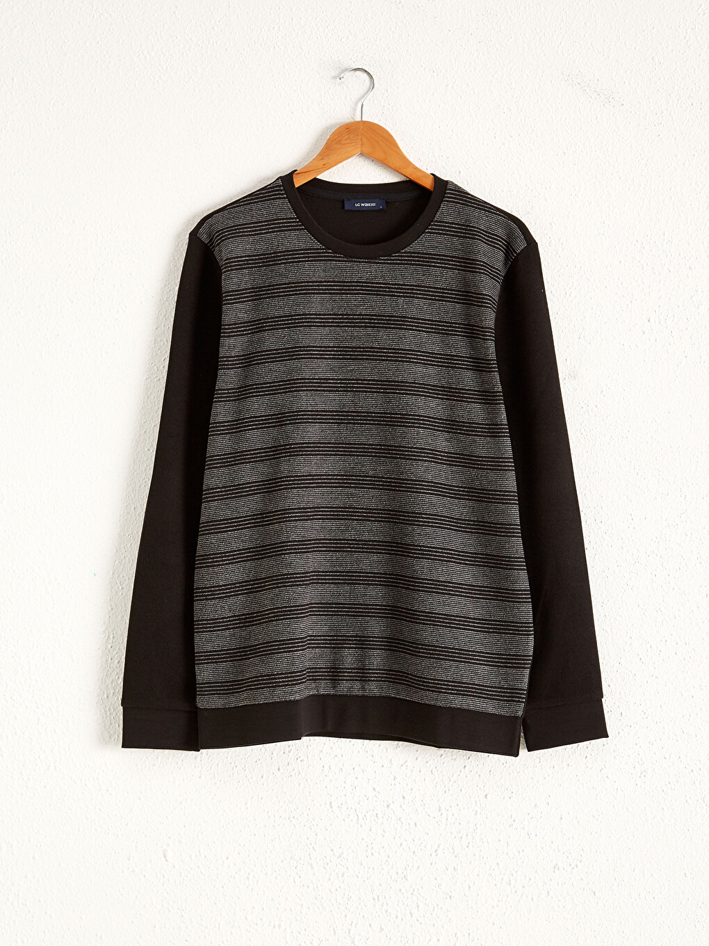 Sweatshirt I Lehtë Me Vija Me Jakë Të Rrumbullakët Për Burra